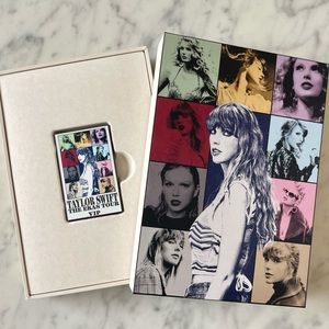 Taylor Swift VIP collectors pin